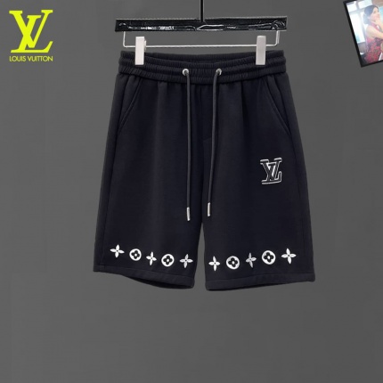 New Arrivals Louis Vuitton Shorts For Men in 208672