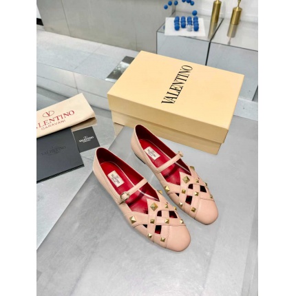New Arrivals Valentino Sandals For Women in 208723