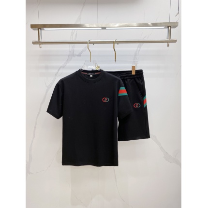 Gucci Short Tracksuits For Men in 208757