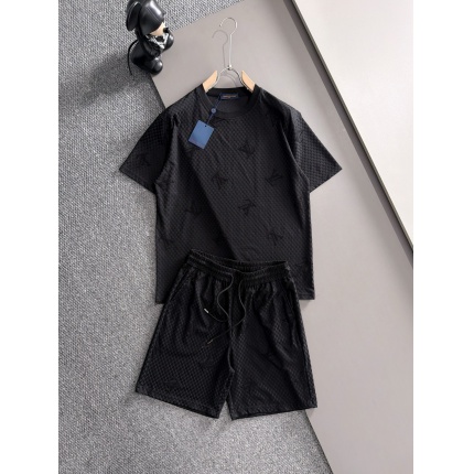 Cheap Louis Vuitton Short Tracksuits For Men in 208769, $55 USD- [IB208769] - Replica Louis Vuitton Short Tracksuits For Men
