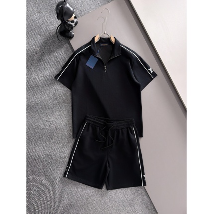 Louis Vuitton Short Tracksuits For Men in 208775