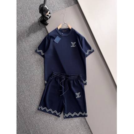 Louis Vuitton Short Tracksuits For Men in 208783