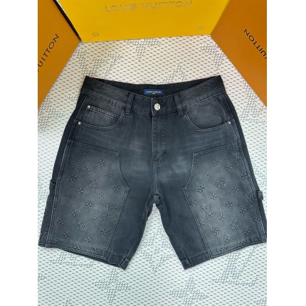 High quality Louis Vuitton Short Jeans For Men in 208804