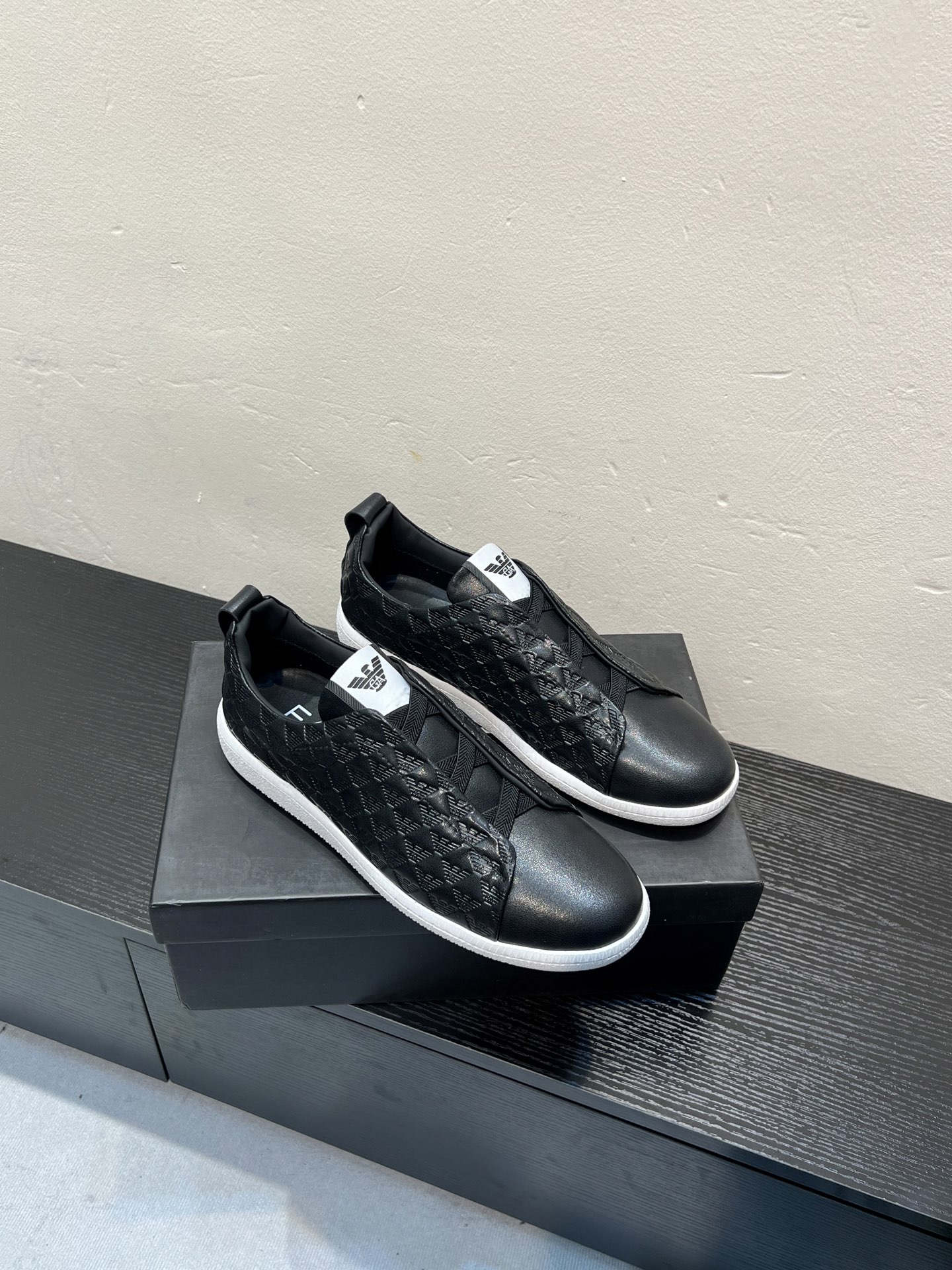 Cheap Armani Sneakers For Men in 208329, $75 USD- [IB208329] - Replica Armani Sneakers For Men