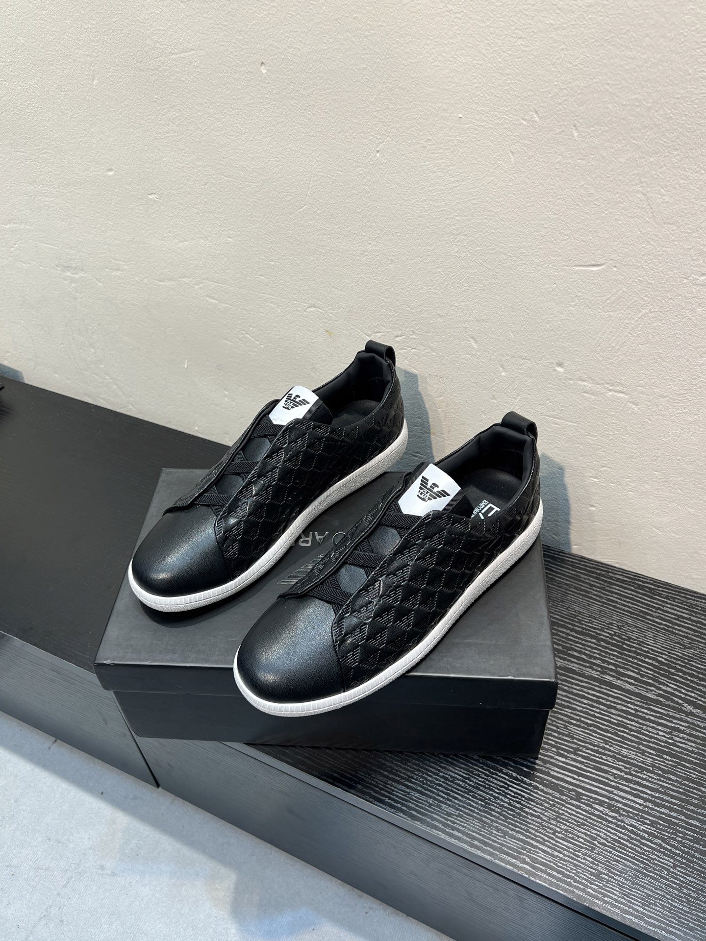 Cheap Armani Sneakers For Men in 208329, $75 USD- [IB208329] - Replica Armani Sneakers For Men
