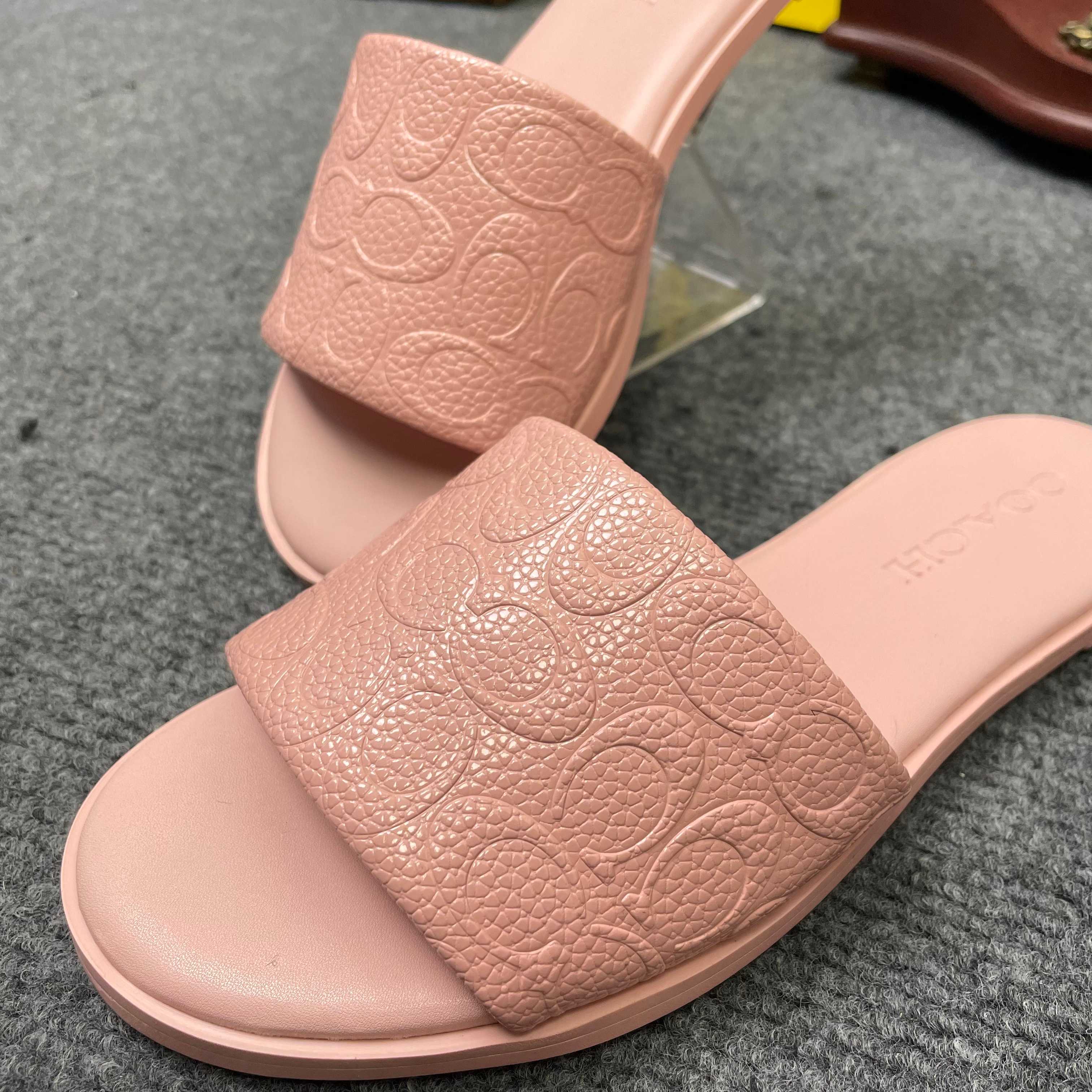 Cheap new Coach Slippers size 36-41 in 208580, $60 USD- [IB208580] - Replica Coach Slippers