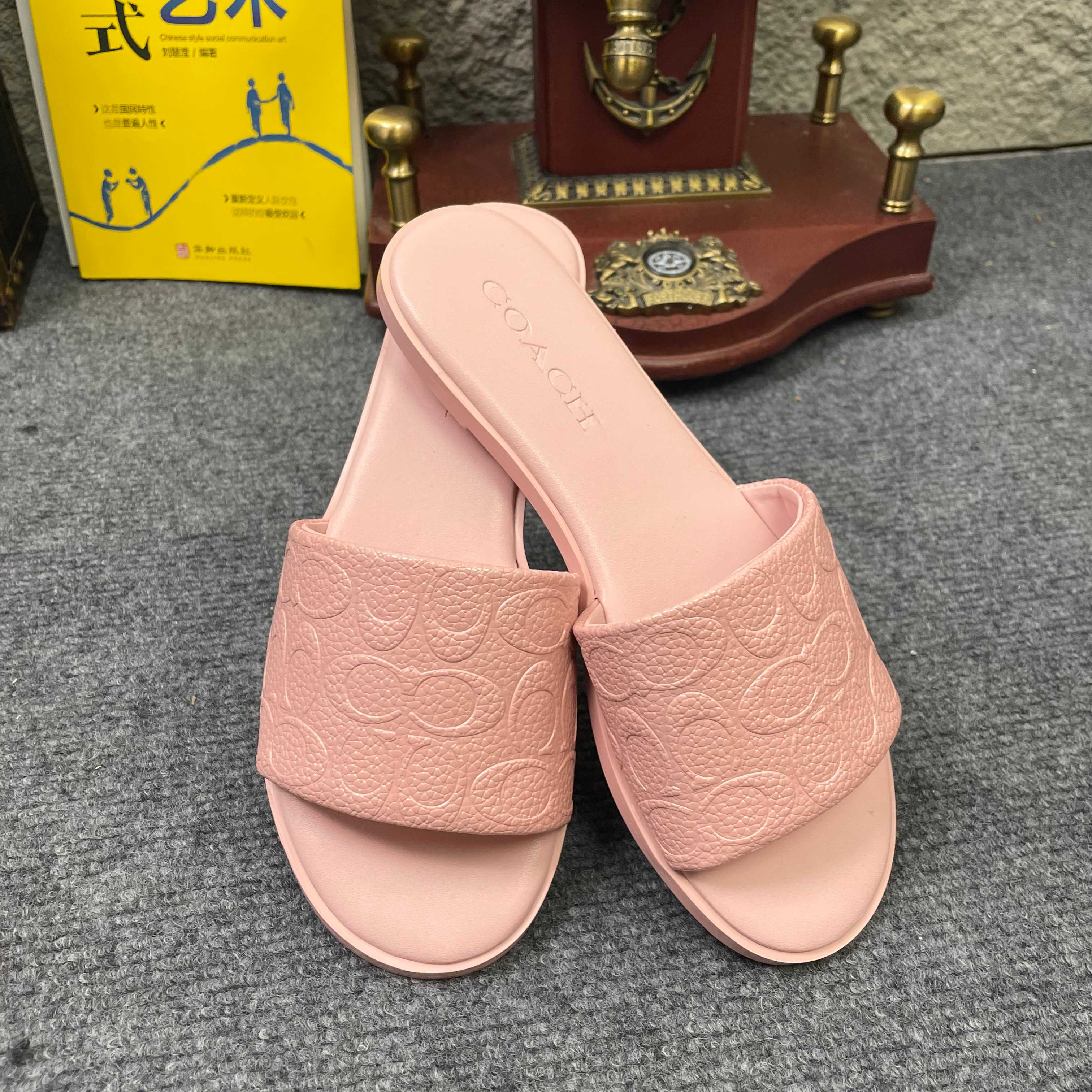Cheap new Coach Slippers size 36-41 in 208580, $60 USD- [IB208580] - Replica Coach Slippers