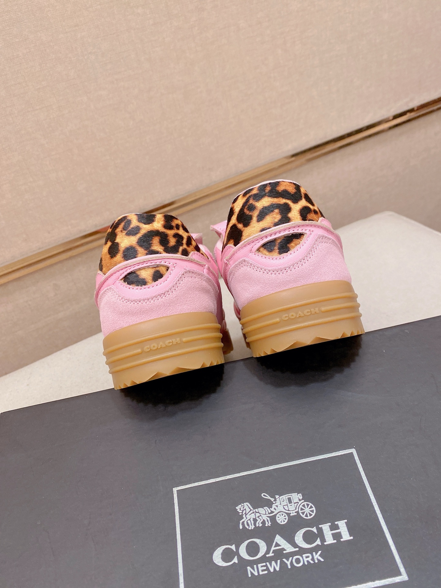 Cheap new Women Coach Sneakers  size 36-41 in 208595, $125 USD- [IB208595] - Replica Coach Sneakers