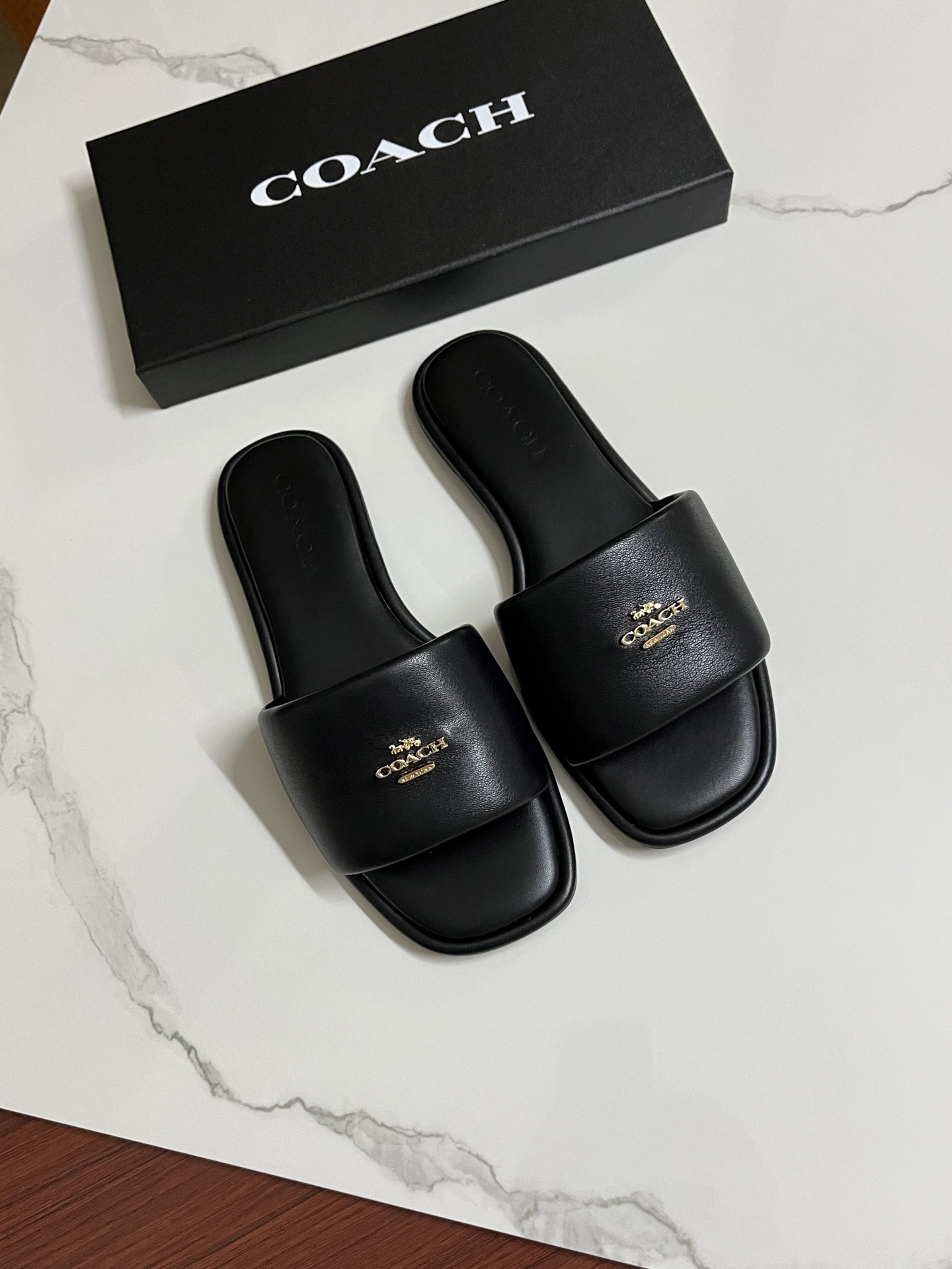 Cheap new Women Coach Slippers  size 35-40 in 208614, $58 USD- [IB208614] - Replica Coach Slippers
