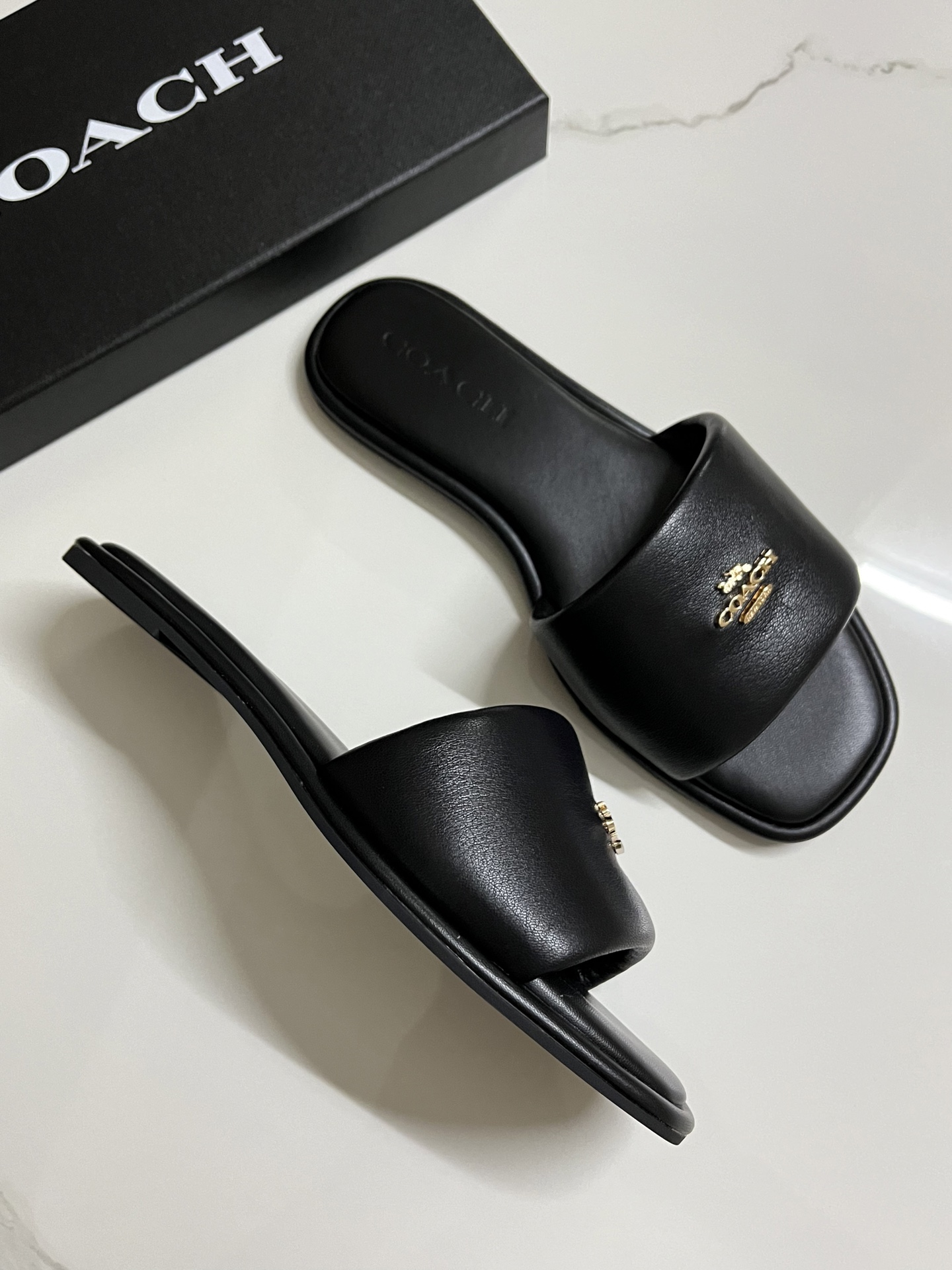 Cheap new Women Coach Slippers  size 35-40 in 208614, $58 USD- [IB208614] - Replica Coach Slippers