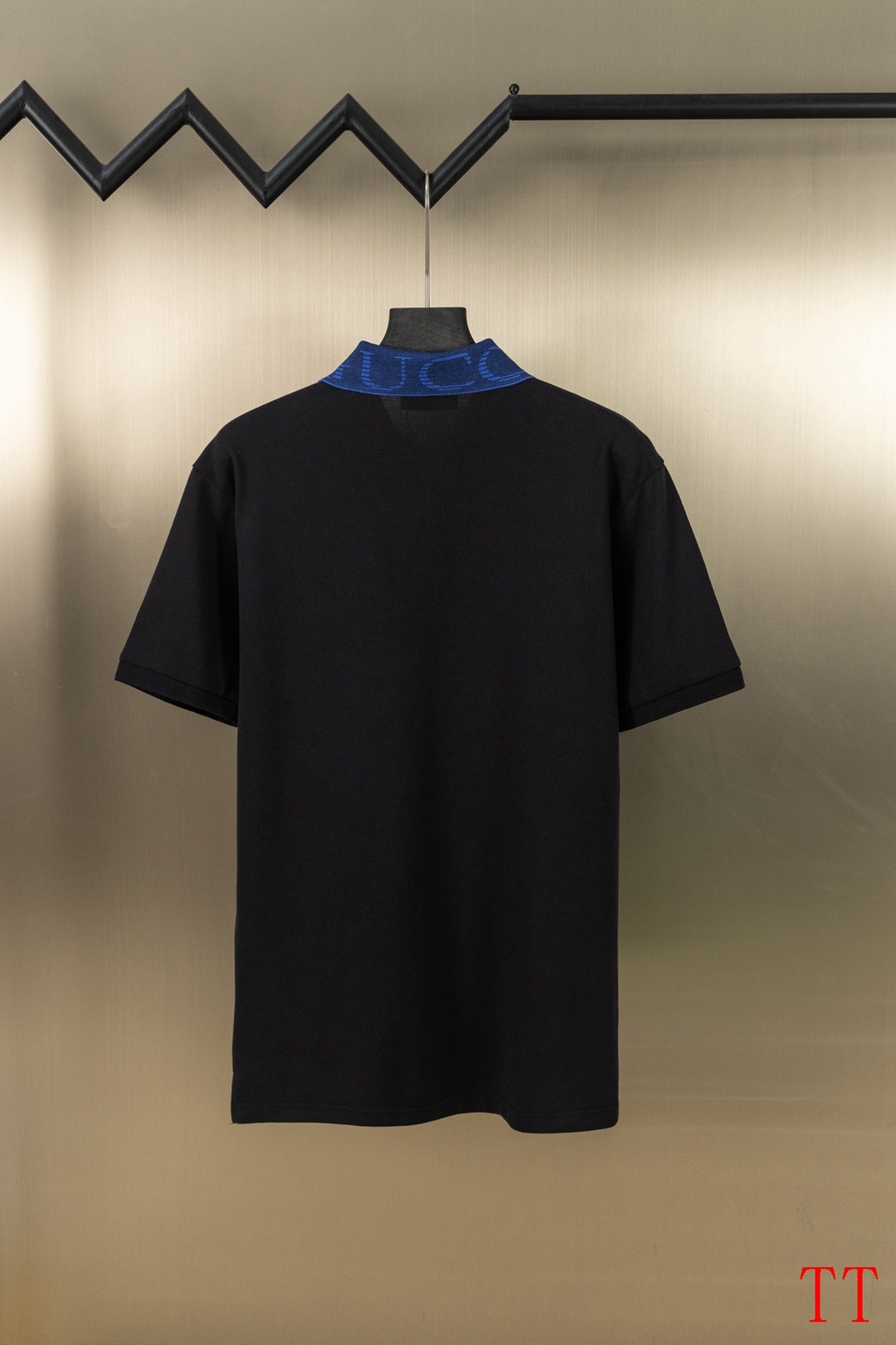 Cheap New Arrivals Gucci Polo T-shirts For Men in 208682, $30 USD- [IB208682] - Replica Gucci Polo T-Shirts for Men