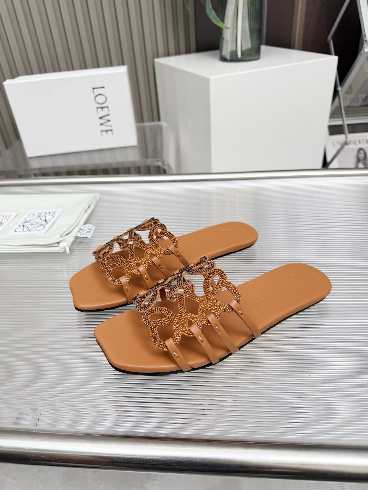 Cheap New Arrivals Loewe Slippers For Women Loewe Slides For Women in 208712, $60 USD- [IB208712] - Replica Loewe Slippers