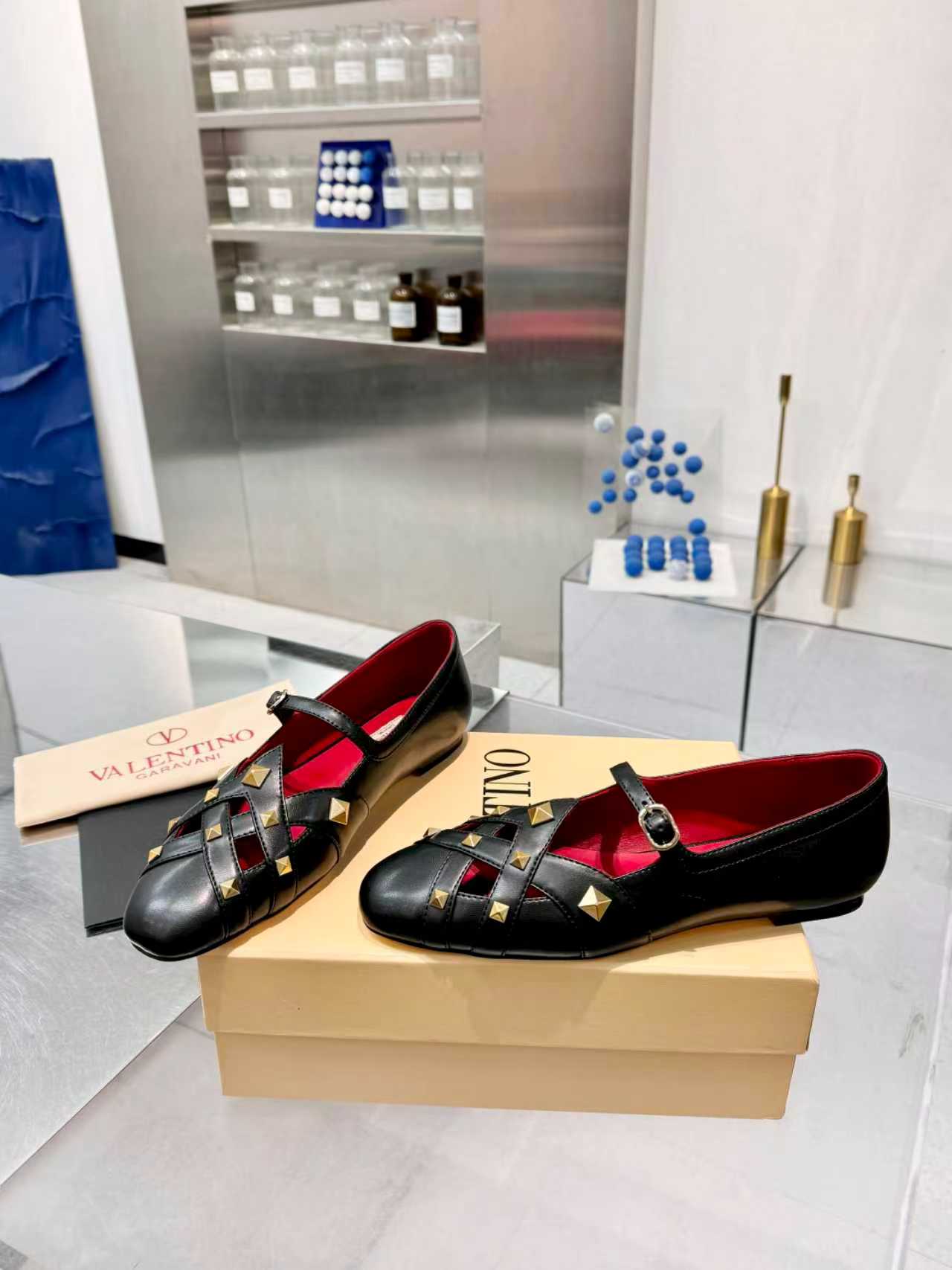 Cheap New Arrivals Valentino Sandals For Women in 208718, $75 USD- [IB208718] - Replica Valentino Slippers and Sandals For Women