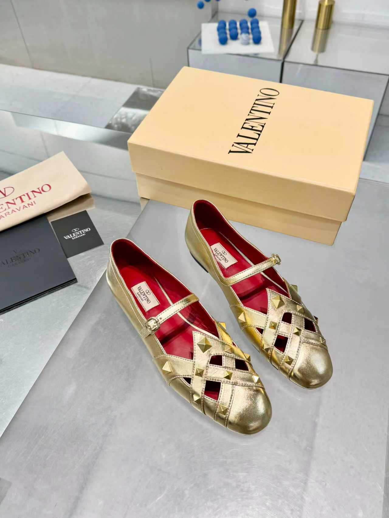 Cheap New Arrivals Valentino Sandals For Women in 208719, $75 USD- [IB208719] - Replica Valentino Slippers and Sandals For Women