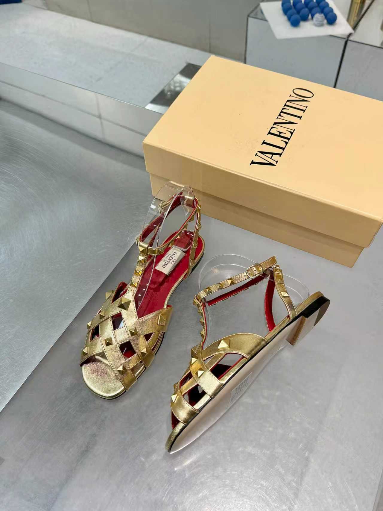 Cheap New Arrivals Valentino Sandals For Women in 208728, $75 USD- [IB208728] - Replica Valentino Slippers and Sandals For Women