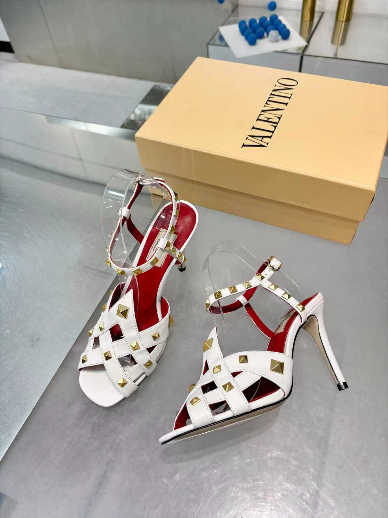 Cheap New Arrivals Valentino High Heels For Women in 208731, $75 USD- [IB208731] - Replica Valentino Pumps For Women
