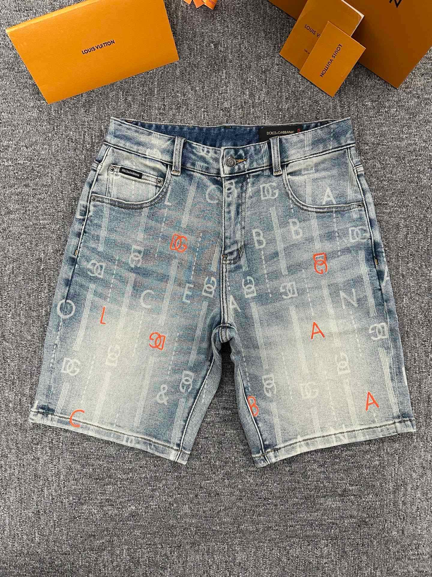 Cheap High quality DG Short Jeans For Men in 208787, $65 USD- [IB208787] - Replica DG Short Jeans For Men