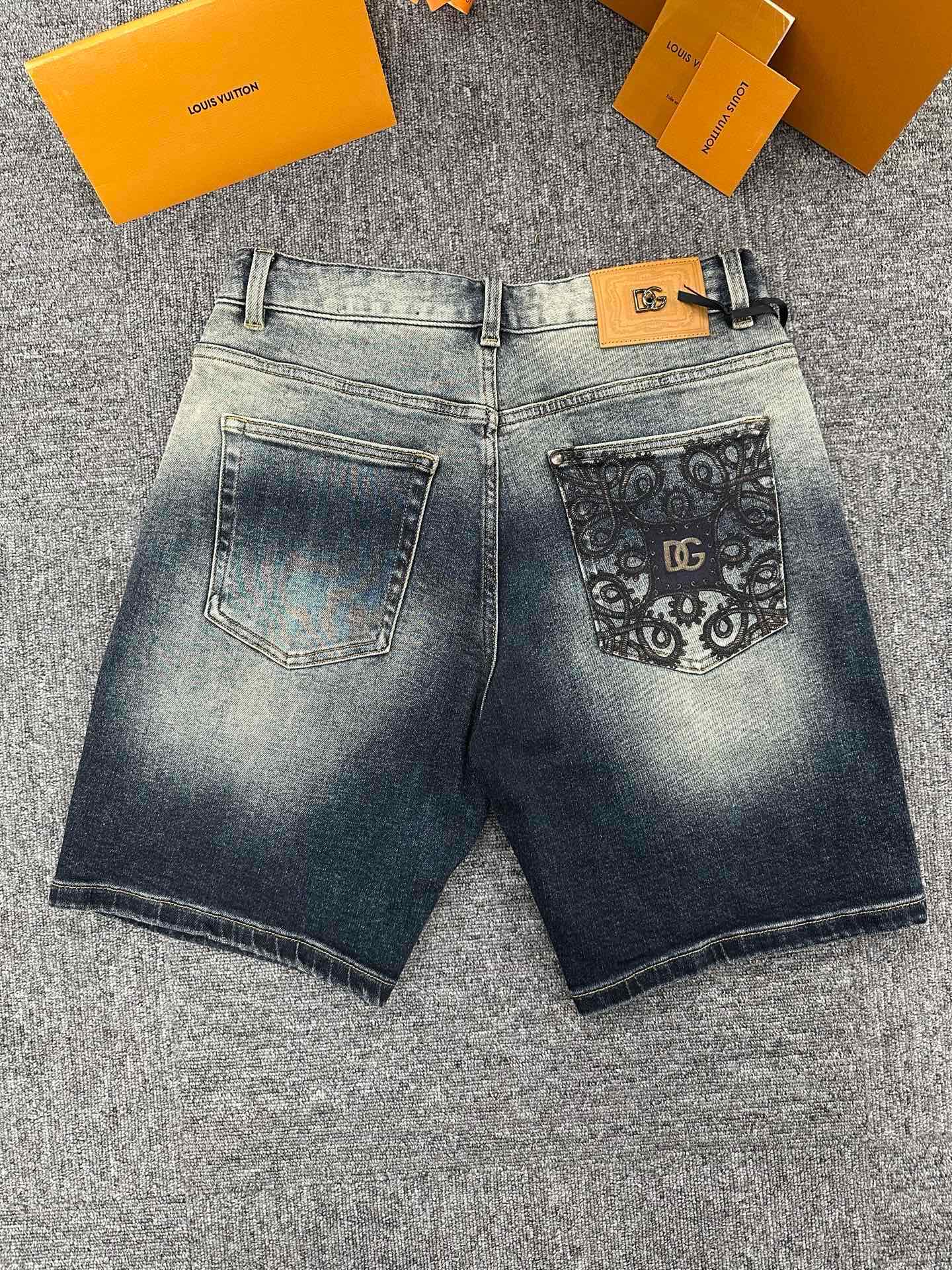 Cheap High quality DG Short Jeans For Men in 208788, $65 USD- [IB208788] - Replica DG Short Jeans For Men