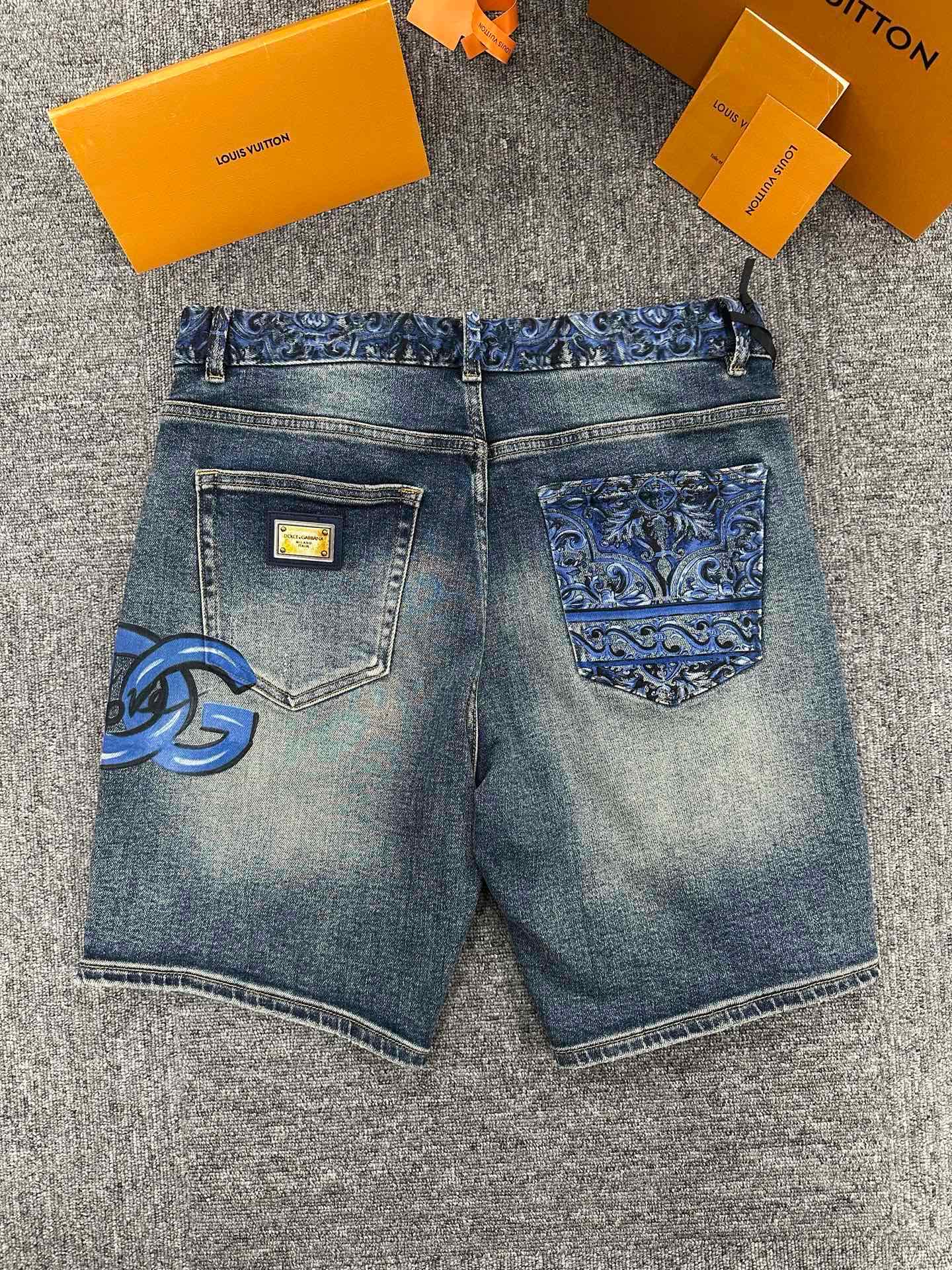 Cheap High quality DG Short Jeans For Men in 208790, $65 USD- [IB208790] - Replica DG Short Jeans For Men