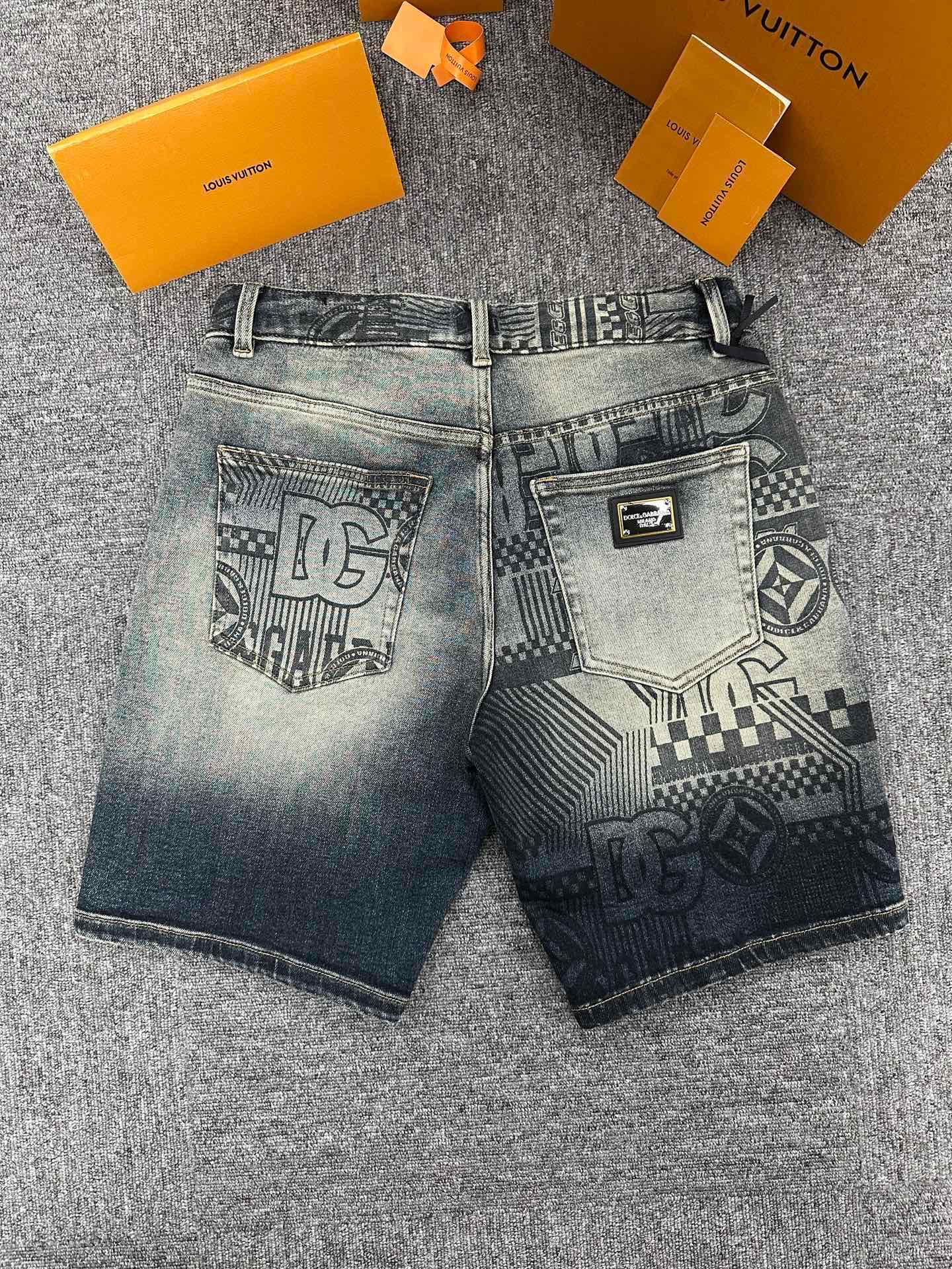 Cheap High quality DG Short Jeans For Men in 208791, $65 USD- [IB208791] - Replica DG Short Jeans For Men