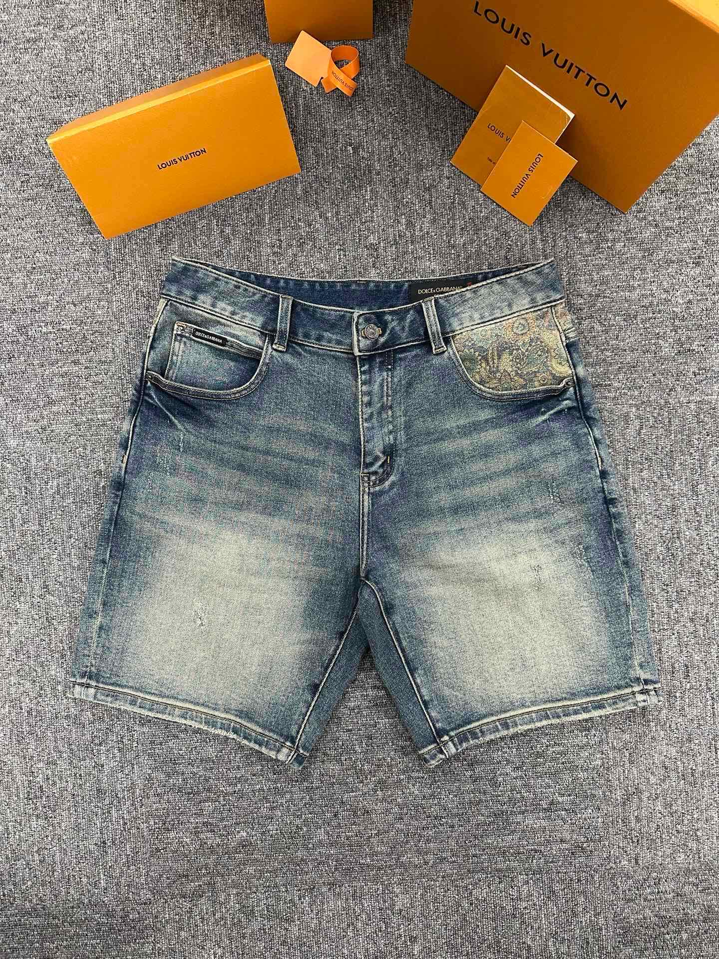 Cheap High quality DG Short Jeans For Men in 208792, $65 USD- [IB208792] - Replica DG Short Jeans For Men