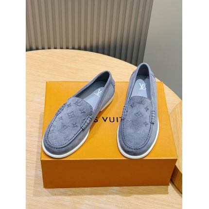 New Arrivals High quality Louis Vuitton Loafers For Men in 208909