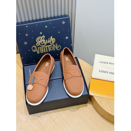 New Arrivals High quality Louis Vuitton Loafers For Men in 208920