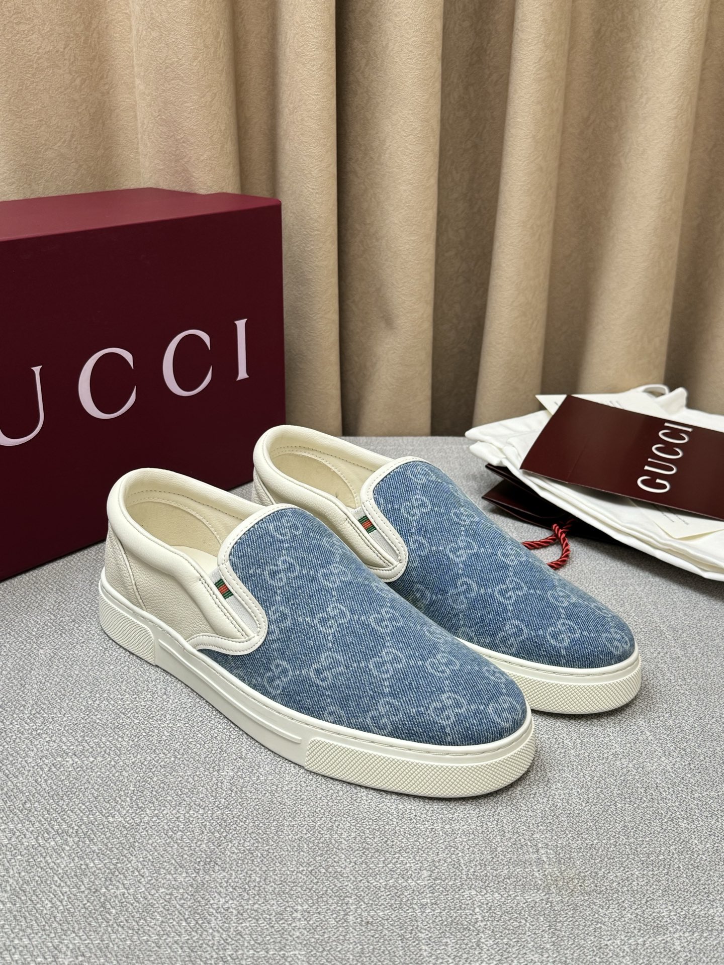 Cheap New Arrivals Gucci sneakers For Men in 208901, $80 USD- [IB208901] - Replica Gucci Sneakers For Men