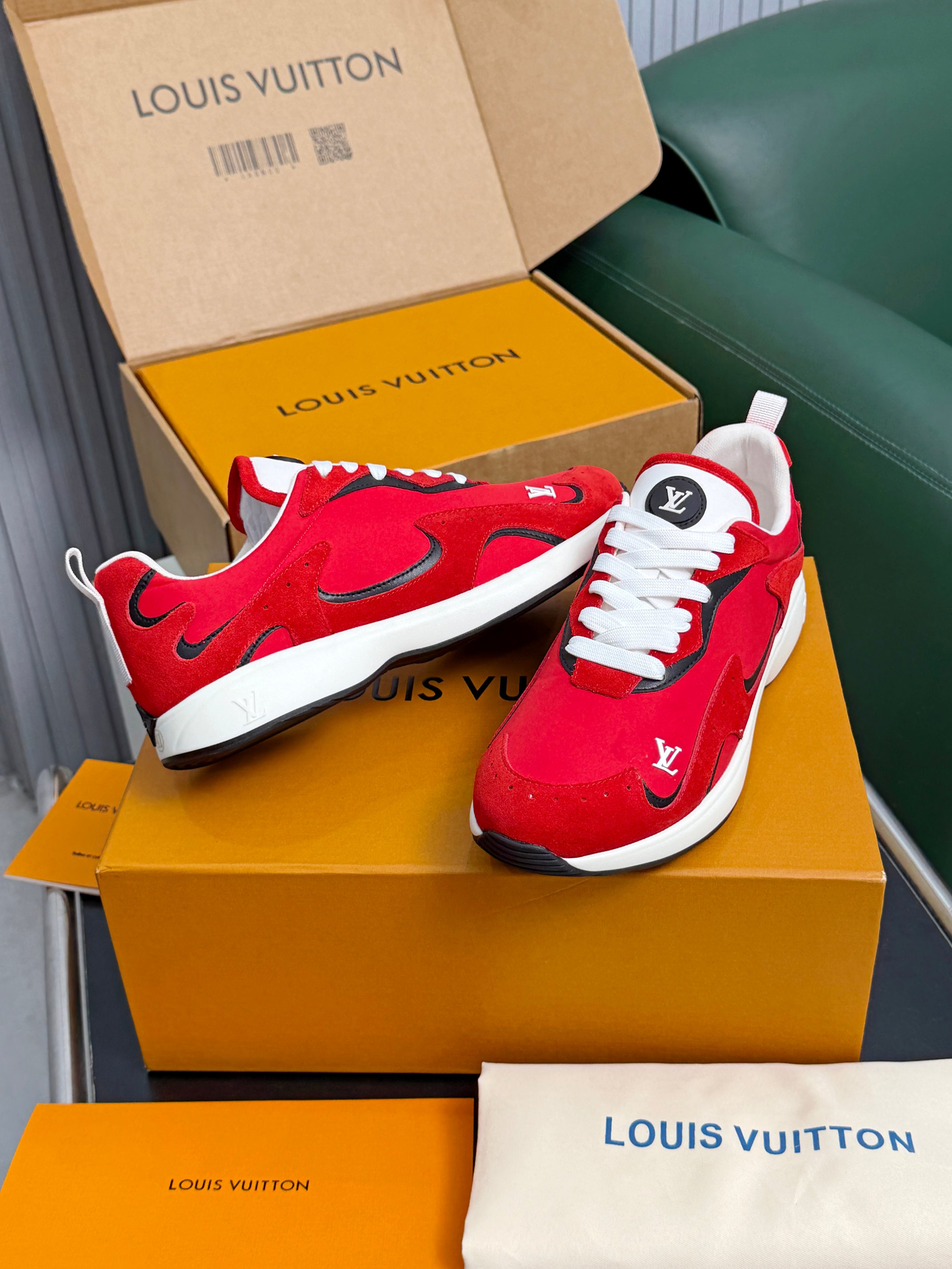 Cheap Louis Vuitton Sneakers For Men in 208903, $105 USD- [IB208903] - Replica Louis Vuitton Sneakers For Men