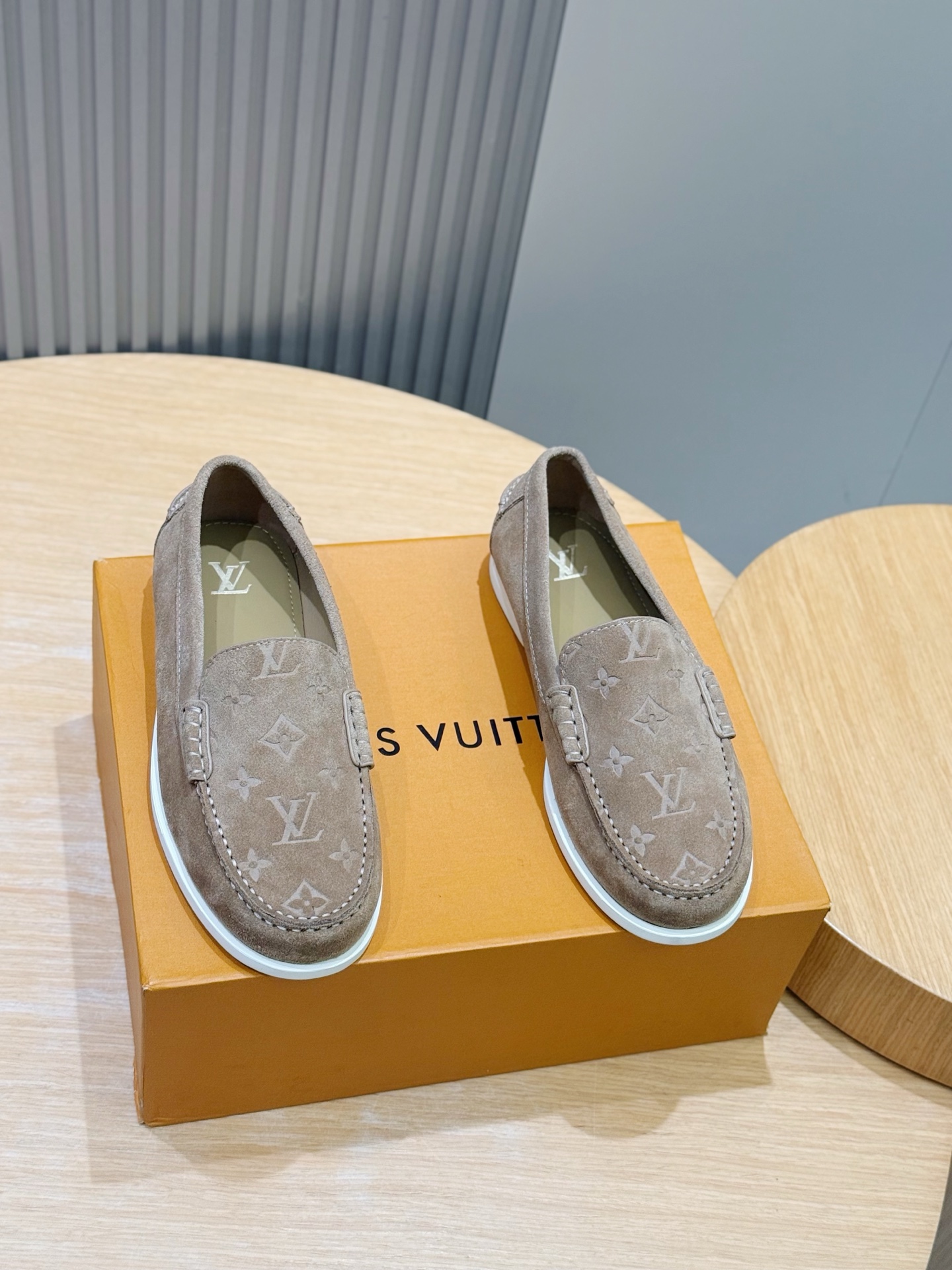 Cheap New Arrivals High quality Louis Vuitton Loafers For Men in 208911, $105 USD- [IB208911] - Replica Louis Vuitton Leather Loafers For Men