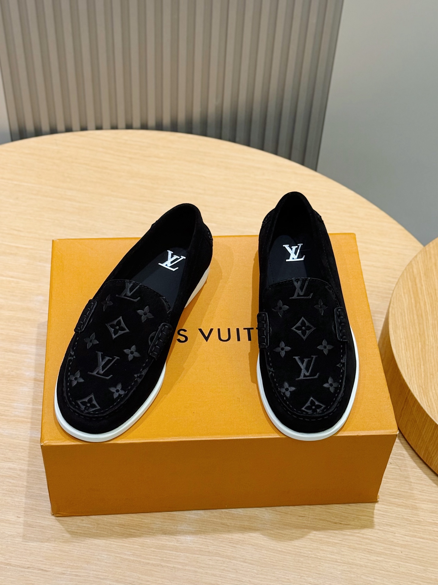 Cheap New Arrivals High quality Louis Vuitton Loafers For Men in 208914, $105 USD- [IB208914] - Replica Louis Vuitton Leather Loafers For Men