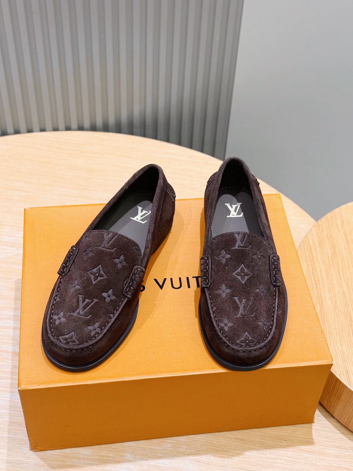 Cheap New Arrivals High quality Louis Vuitton Loafers For Men in 208917, $105 USD- [IB208917] - Replica Louis Vuitton Leather Loafers For Men