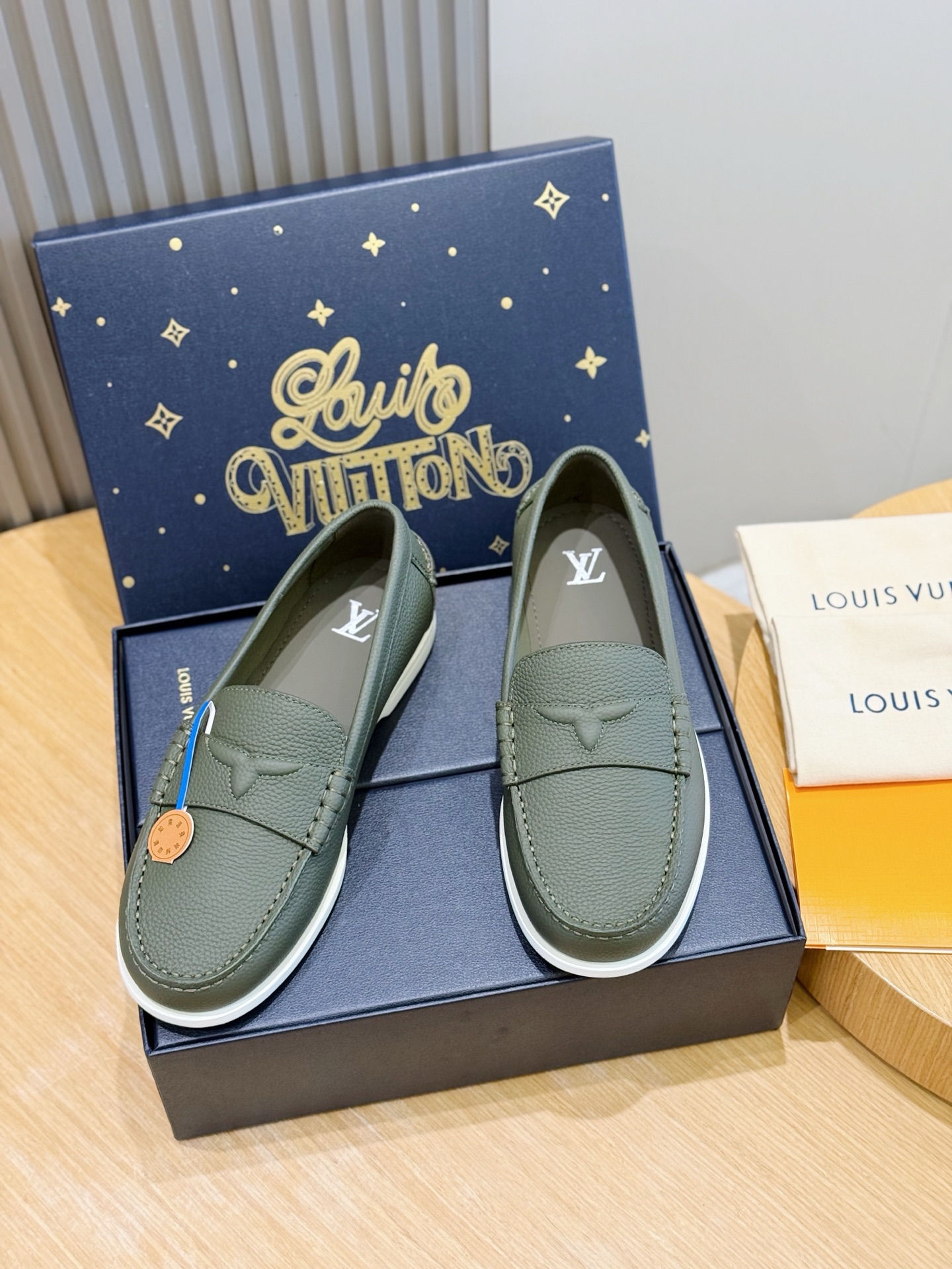 Cheap New Arrivals High quality Louis Vuitton Loafers For Men in 208921, $105 USD- [IB208921] - Replica Louis Vuitton Leather Loafers For Men