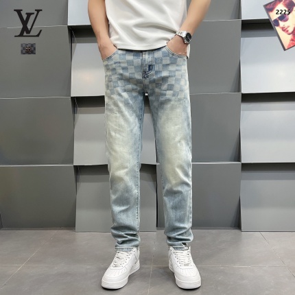 Louis Vuitton Jeans for Men in 208971