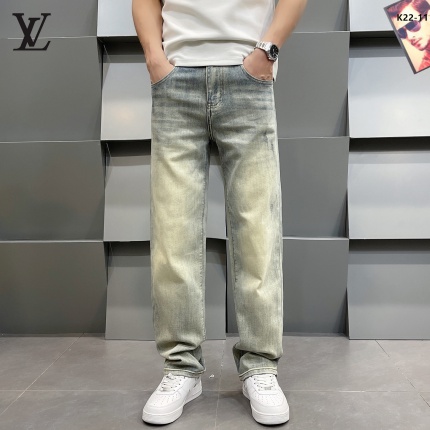 Louis Vuitton Jeans for Men in 208973