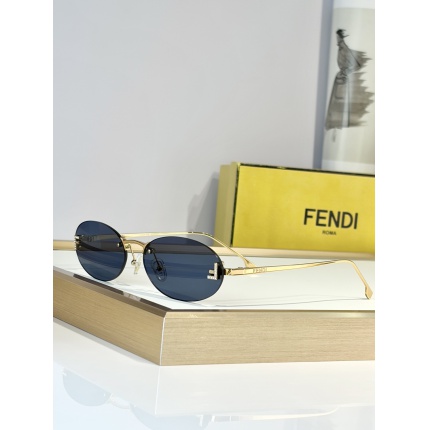 Fendi AAA quality Sunglasses in 209043