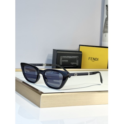 Fendi AAA quality Sunglasses in 209047
