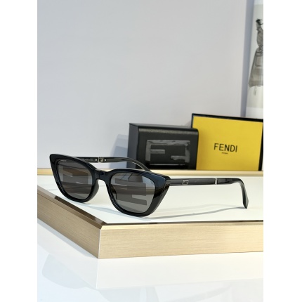 Fendi AAA quality Sunglasses in 209048
