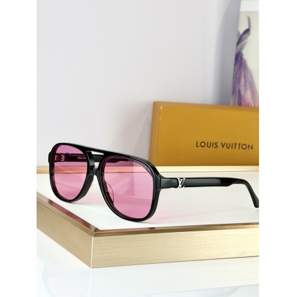 Louis Vuitton AAA quality Sunglasses in 209071
