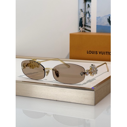 Cheap Louis Vuitton AAA quality Sunglasses in 209098, $45 USD- [IB209098] - Replica Louis Vuitton AAA Quality Sunglasses