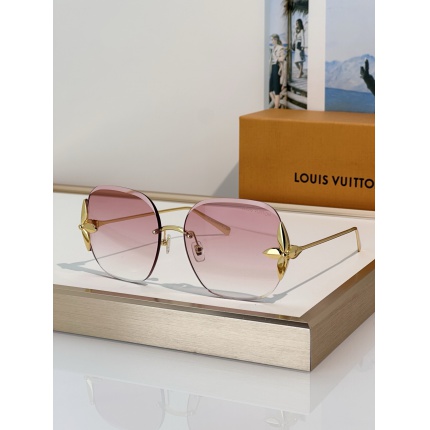 Cheap Louis Vuitton AAA quality Sunglasses in 209124, $45 USD- [IB209124] - Replica Louis Vuitton AAA Quality Sunglasses