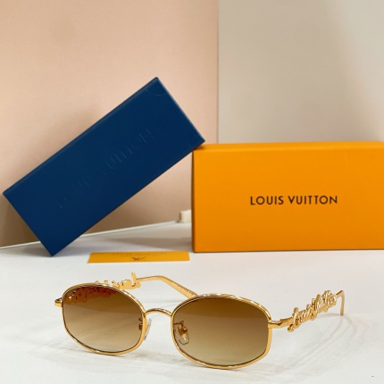 Louis Vuitton AAA Quality Sunglasses in 209147