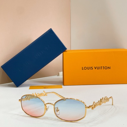 Louis Vuitton AAA Quality Sunglasses in 209148