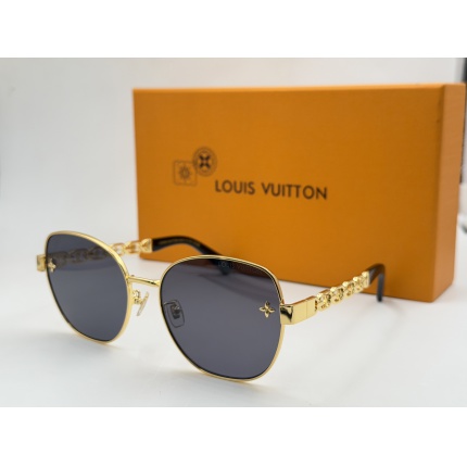 Louis Vuitton AAA Quality Sunglasses in 209158