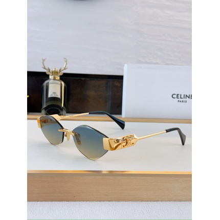 Celine Glasses in 209207