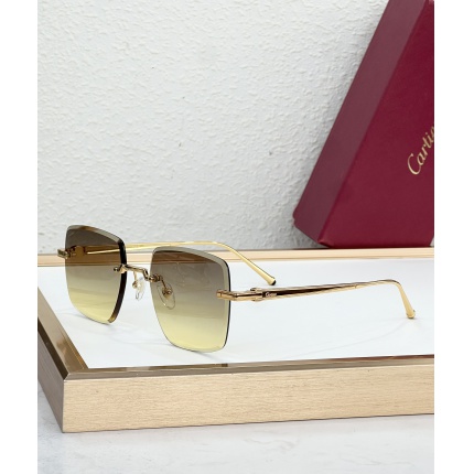 Cartier AAA Quality Sunglasses in 209234