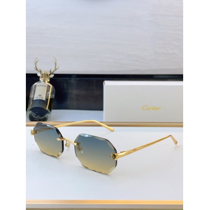 Cartier AAA Quality Sunglasses in 209253
