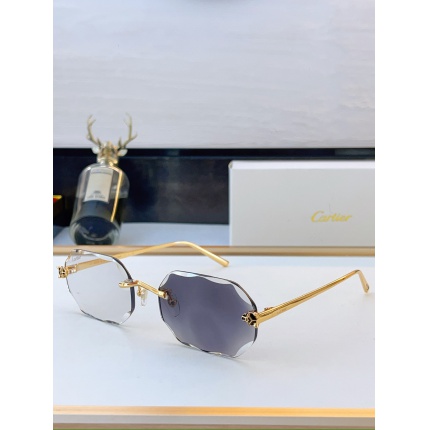 Cartier AAA Quality Sunglasses in 209256