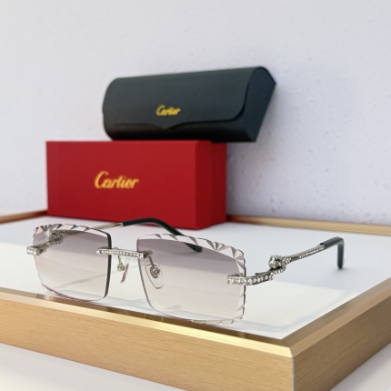 Cartier AAA Quality Sunglasses in 209285