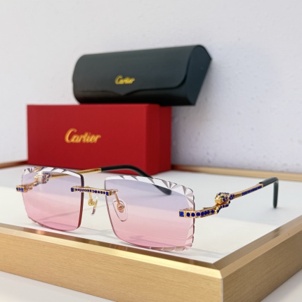 Cartier AAA Quality Sunglasses in 209289